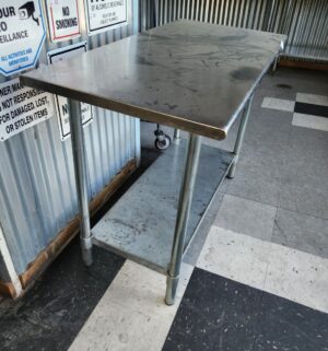 j52- Stainless Steel Prep Table. 4ft - Image 2