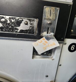 j59- Continental Commercial Stack Dryer. Out of Order Sign. No panel or coin slot keys - Image 2