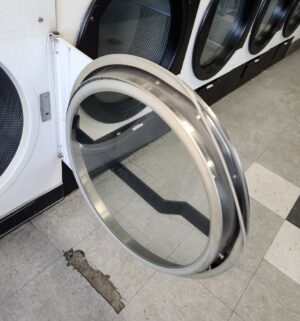 j59- Continental Commercial Stack Dryer. Out of Order Sign. No panel or coin slot keys - Image 7