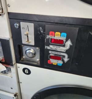 j60- American Dryer Corp 333D ADC Stack Dryer. No Panel or Coin Slot Keys - Image 2