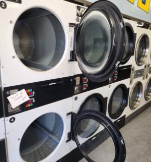 j61- American Dryer Corp 333D ADC Stack Dryer. No Panel or Coin Slot Keys. Out of Order Sign. - Image 3
