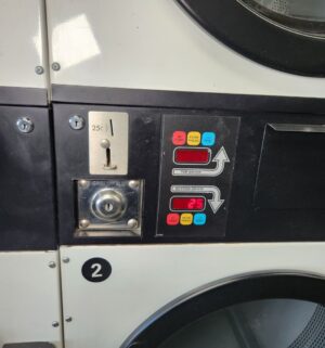 j62- American Dryer Corp 333D ADC Stack Dryer. No Panel or Coin Slot Keys - Image 2