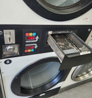 j63- American Dryer Corp 333D ADC Stack Dryer. No Panel or Coin Slot Keys - Image 2