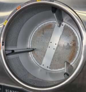 j69- Speed Queen STT3ON Stack Dryer. No Panel or Coin Slot Keys. - Image 6
