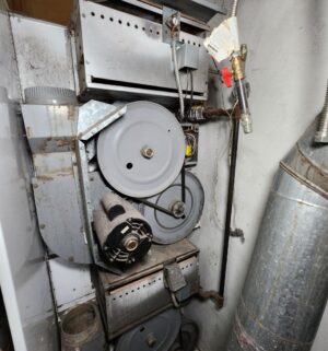 j59- Continental Commercial Stack Dryer. Out of Order Sign. No panel or coin slot keys - Image 9