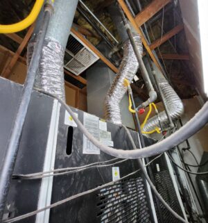 j60- American Dryer Corp 333D ADC Stack Dryer. No Panel or Coin Slot Keys - Image 7