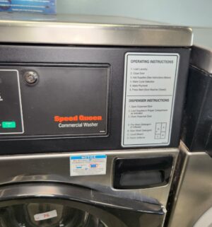 j76- Speed Queen Commercial Front Load Washer. No Panel or Coin Slot Keys. - Image 3