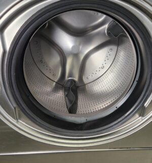 j77- Speed Queen Commercial Front Load Washer. No Panel or Coin Slot Keys. Out of Order Sign - Image 5