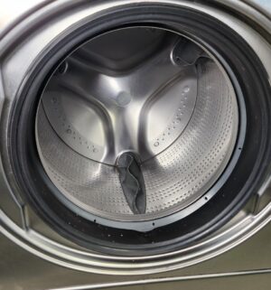 j78- Speed Queen Commercial Front Load Washer. No Panel or Coin Slot Keys. Out of Order Sign - Image 5