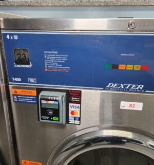 j82- Dexter Commercial Washer. T-600. 4 Load. No Panel or Coin Slot Keys. - Image 2