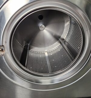 j82- Dexter Commercial Washer. T-600. 4 Load. No Panel or Coin Slot Keys. - Image 5