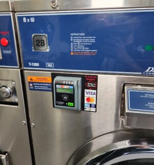 j87- Dexter Commercial Washer. T-1200. 8 Load. No Panel or Coin Slot Keys. - Image 2