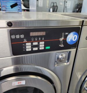 j89- Speed Queen Commercial Washer Model SCT030. No Panel or Coin Slot Keys - Image 2