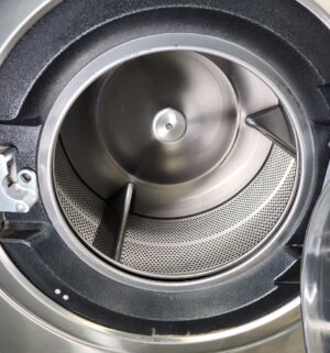 j93- Speed Queen Commercial Washer Model SCT030. No Panel or Coin Slot Keys - Image 5