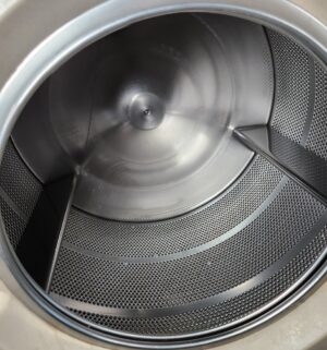 j97- Huebsch Commercial Washer. No Panel or Coin Slot Keys - Image 6