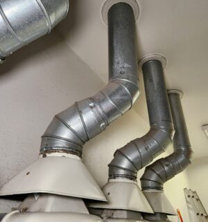 j100- Paloma Gas Water Heater Model PH-24AM-DN. Buyer to Carefully Remove & Disconnect. - Image 4