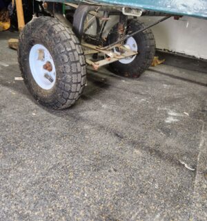 L1- Garden Cart w/ good wheels - Image 3