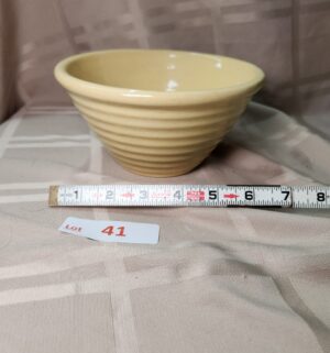 L41- Bauer Ringware Mixing Bowl - Image 1