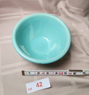 L42- Bauer Ringware Mixing Bowl - Image 2