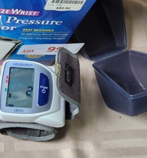 L99- Wrist Blood Pressure Monitor - Image 2