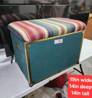 L126- Small Storage Trunk - Image 1