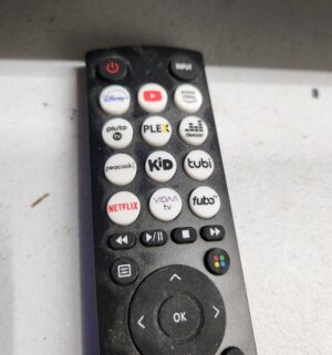 L127- Hisense 32 inch Smart TV w/ Remote - Image 2
