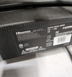 L127- Hisense 32 inch Smart TV w/ Remote - Image 4