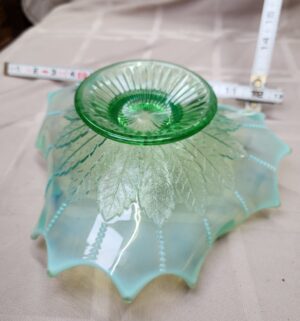 L132- FRENCH GREEN OPALESCENT LEAF RUFFLED PEDESTAL DISH - Image 3