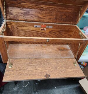 L146- Wooden battery box for a Ford Model T - Image 8