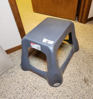m16- Rubbermaid Step Stool