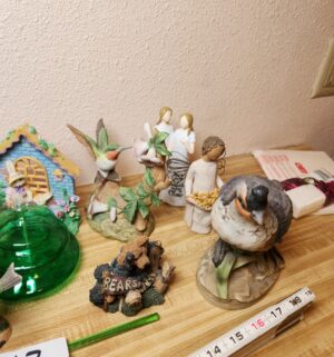 m17- Easter & Holiday Figurines - Image 3