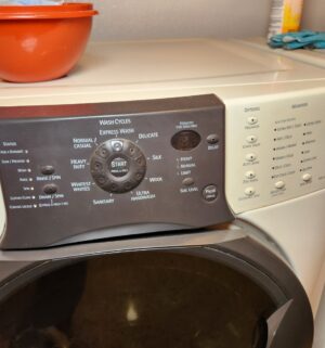 m22- Kenmore Elite Front Loader Washer. Fully Tested/works - Image 3
