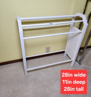 m30- Wicker Quilt Rack
