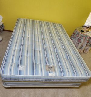 m34- Vintage Full Bed w/ Frame - Image 1