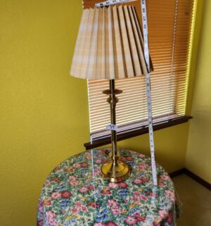 m35- Table Lamp - Image 1