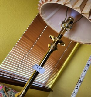 m35- Table Lamp - Image 2