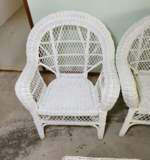 m44- Wicker Patio Set. Bench, 2 Chairs, 2 Tables. Great Shape - Image 2