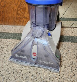 m48- Hoover Spin Scrub Floor Cleaner. - Image 2