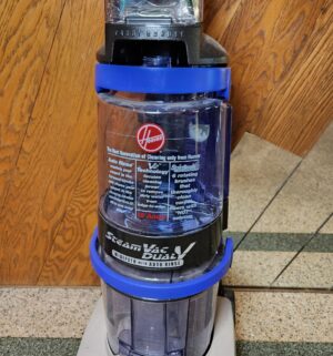 m48- Hoover Spin Scrub Floor Cleaner. - Image 3