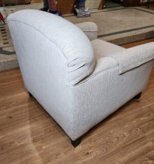 m55- Bassett Arm Chair. Great Shape - Image 2