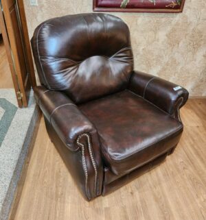 m59- Stunning Lane Leather Recliner. Beautiful Condition - Image 1