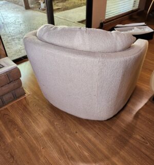 m95- Vintage Guardian Swivel Chair - Image 4