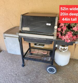 m99- Weber BBQ w/ Tank - Image 1
