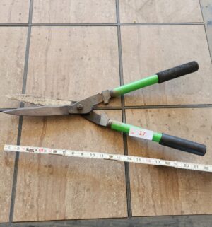 o17- Pruning Shears