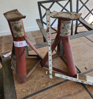 o25- Jack Stands