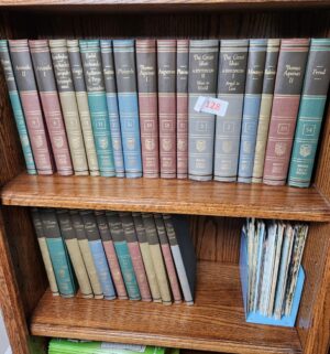 o128- 1952 Encyclopaedia Britannica Book Set