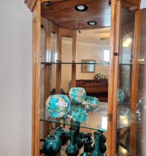 o165- Lighted Curio Cabinet - Image 4