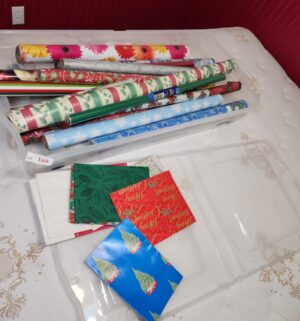 o169- wrapping paper w/ tote