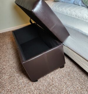 o176- Storage Bench. Good Shape - Image 3