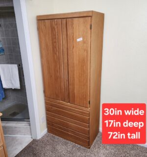 o191- Oak Dresser Cabinet